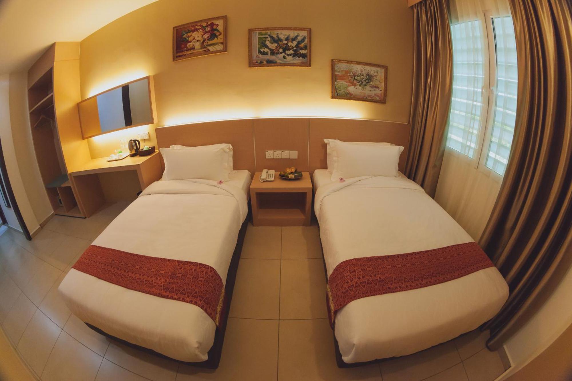 Paragon Lutong Hotel Exterior photo