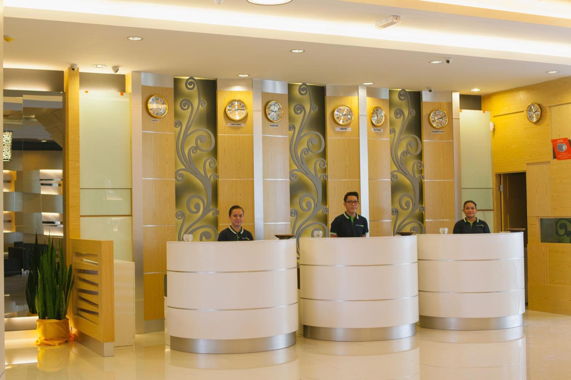 Paragon Lutong Hotel Exterior photo