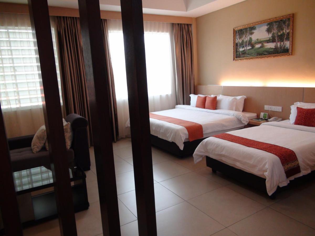 Paragon Lutong Hotel Exterior photo