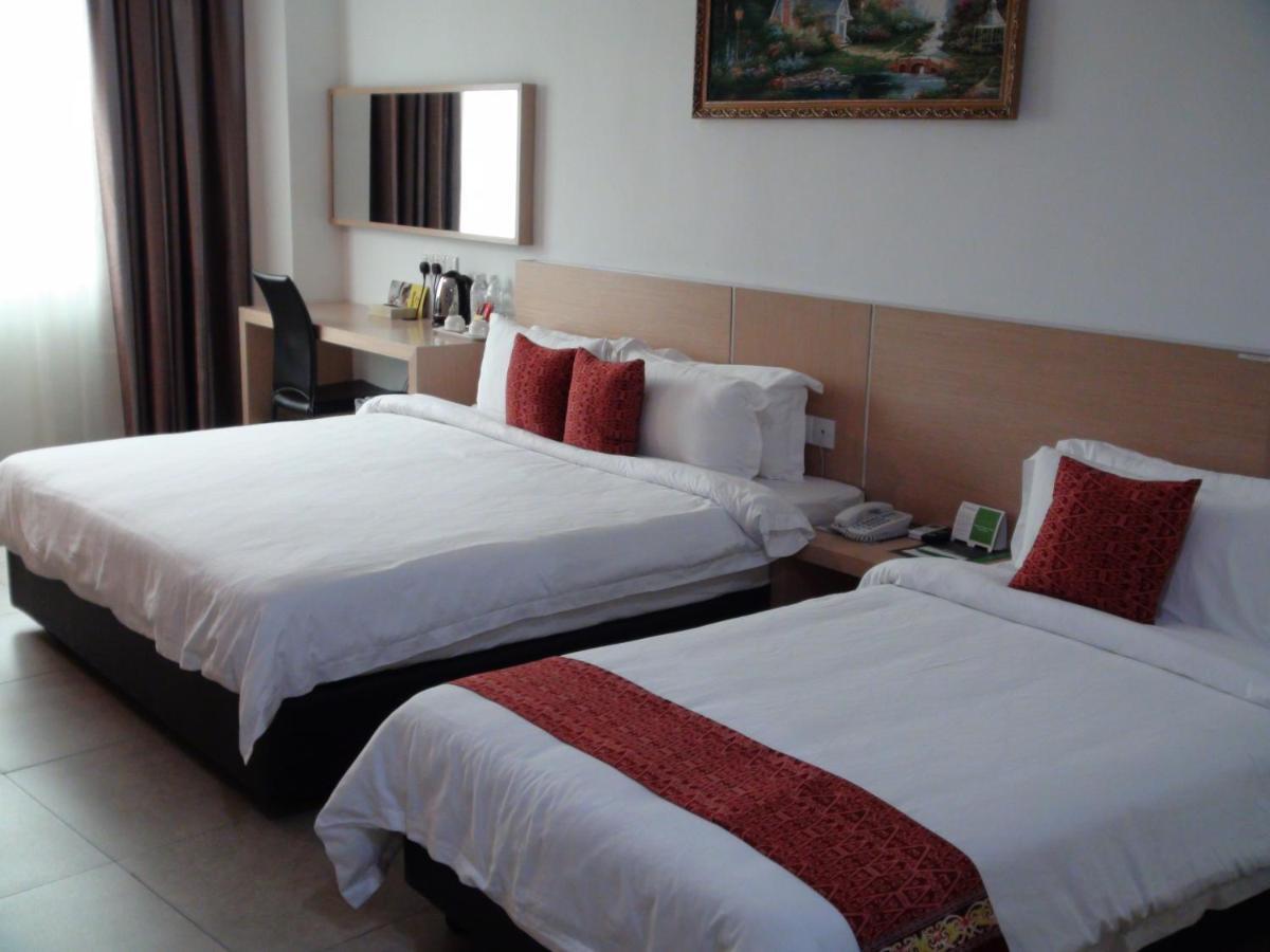 Paragon Lutong Hotel Exterior photo